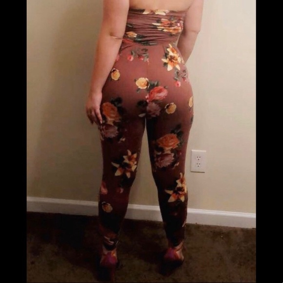 Heart n Hips Jumpsuit - Picture 2 of 4